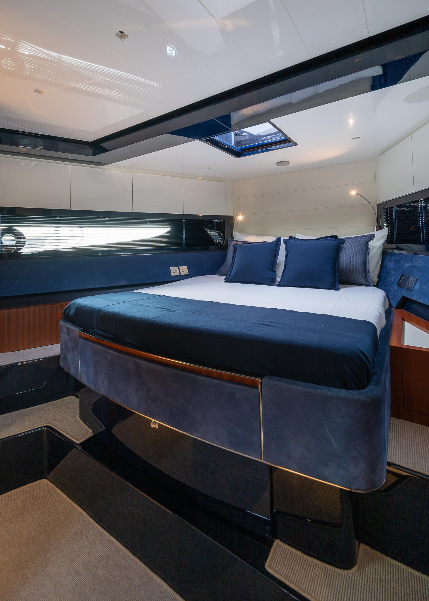 2019 RIVA 66' RIBELLE 